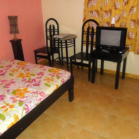 Favila Transient Rooms Пасай Екстер'єр фото